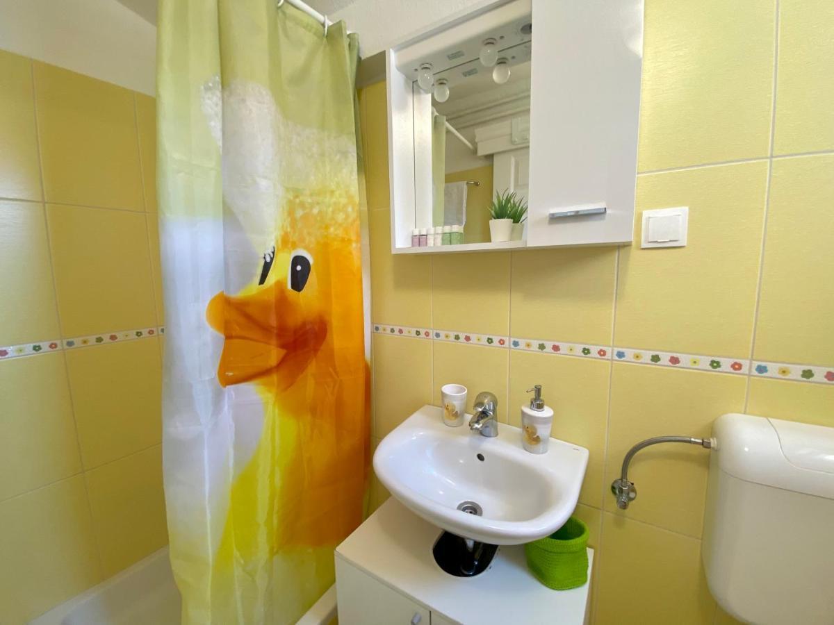 Apartmani Marko Tučepi Exterior foto