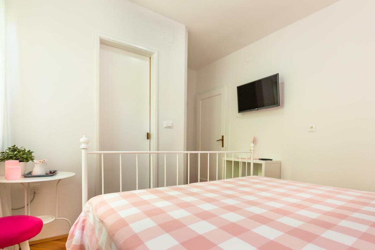 Apartmani Marko Tučepi Exterior foto