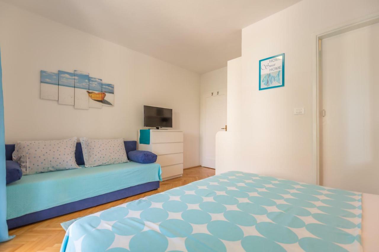 Apartmani Marko Tučepi Exterior foto